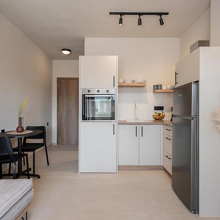 Aura Urban Living In The Heart Of Chania City 外观 照片